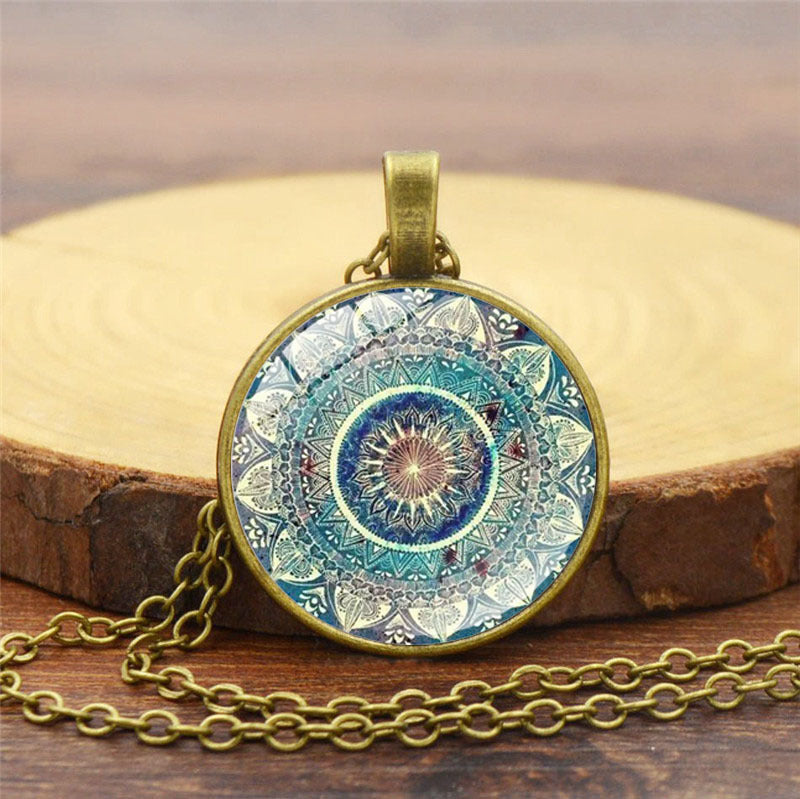 Collier vintage Mandala arrondi bleu