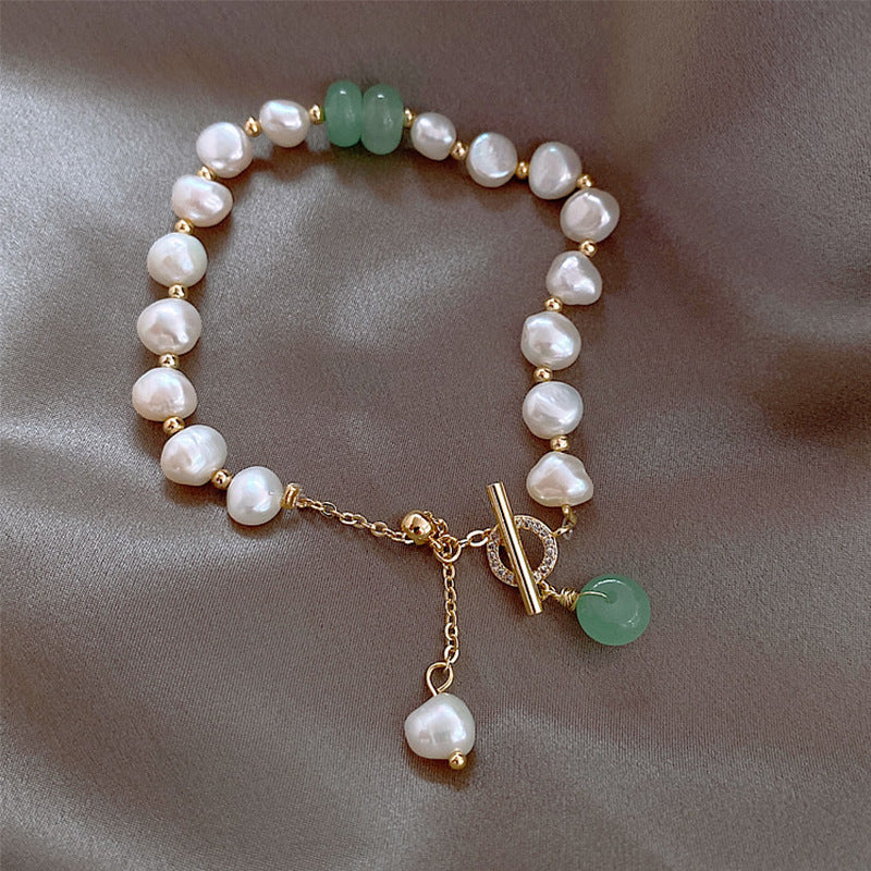 Bracelet en Perles d'Eau Douce et Émeraude